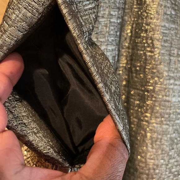 Floor Length Carmen Marc Valvo Skirt with pockets (gold hints of black), size 12 - Picture 2 of 9